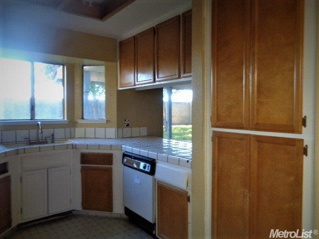 4512 Trowbridge Ln, Salida, CA 95368 photo 5