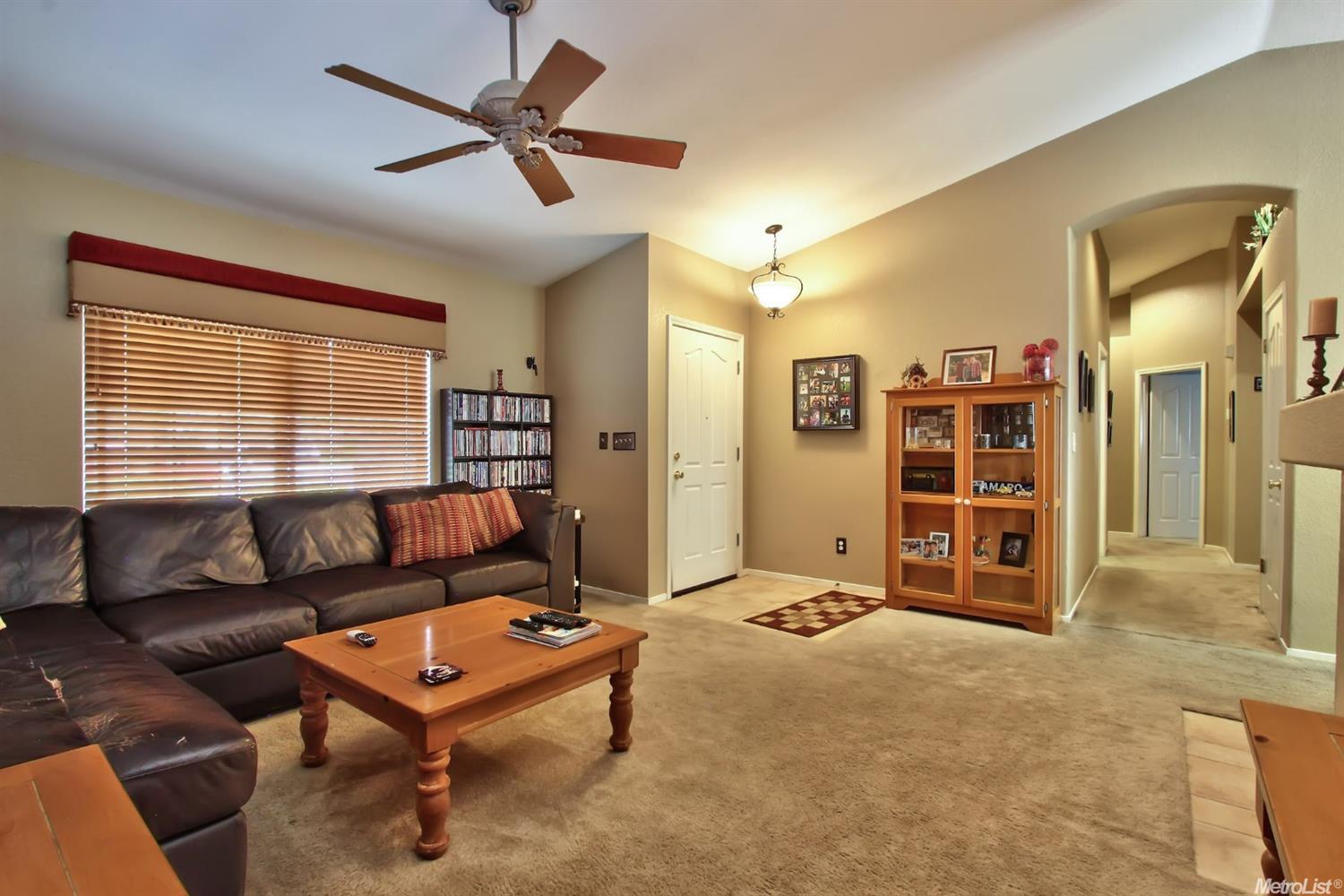 2220 Mark Ct, Rocklin, CA 95765 photo 3