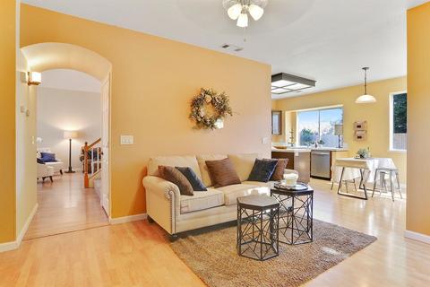 175 W C St, Galt, CA 95632 photo 17