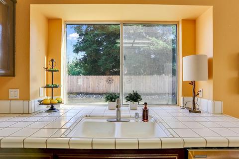 175 W C St, Galt, CA 95632 photo 13