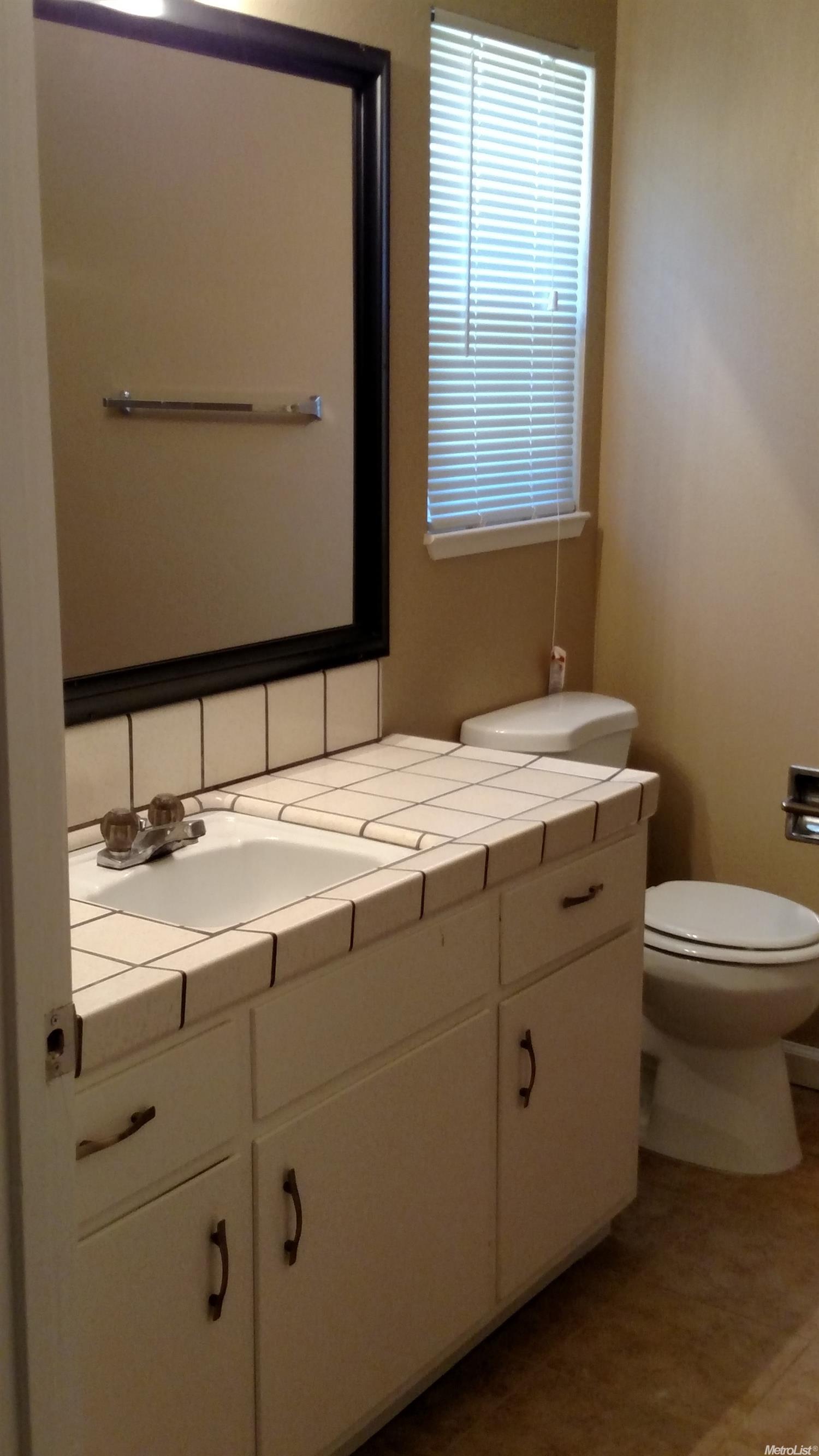 1513 Pepper Tree Ln, Modesto, CA 95355 photo 5