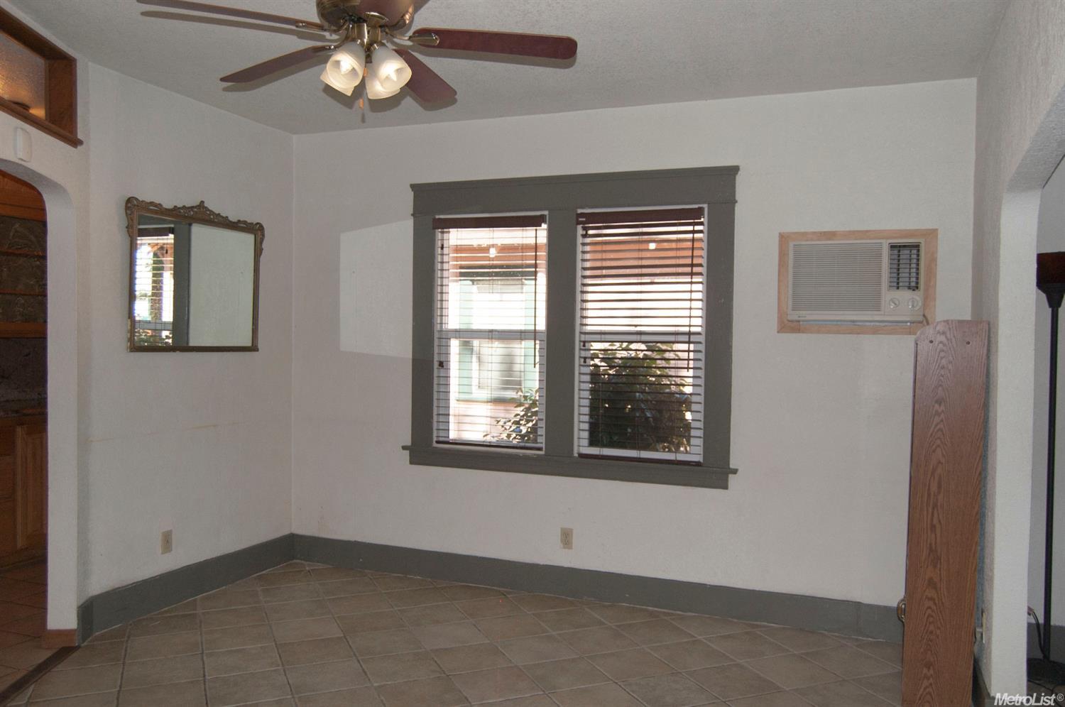 309 Flora St, Lodi, CA 95240 photo 8