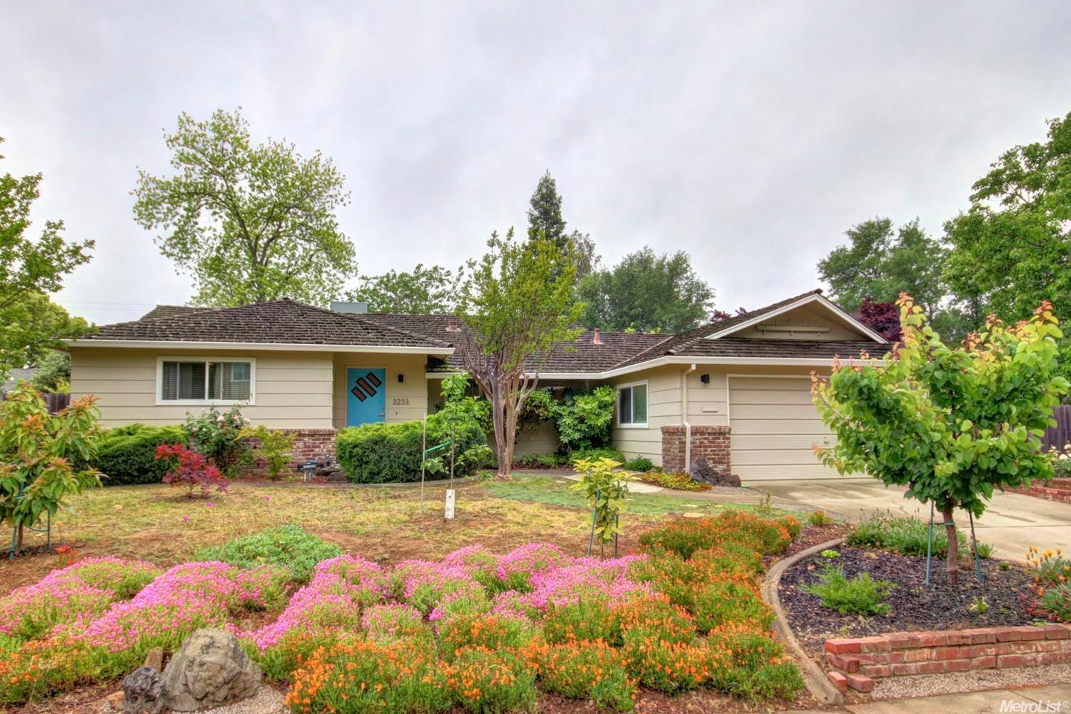 3233 Root Ave, Carmichael, CA 95608 photo 1