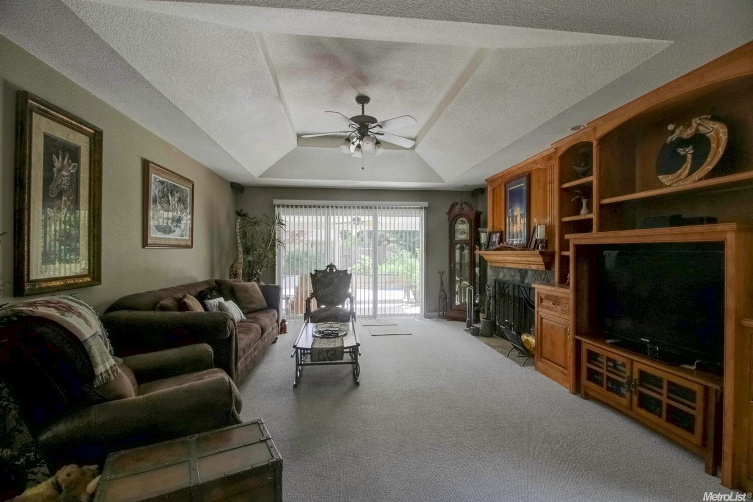 1012 Bristol Ln, Modesto, CA 95350 photo 14