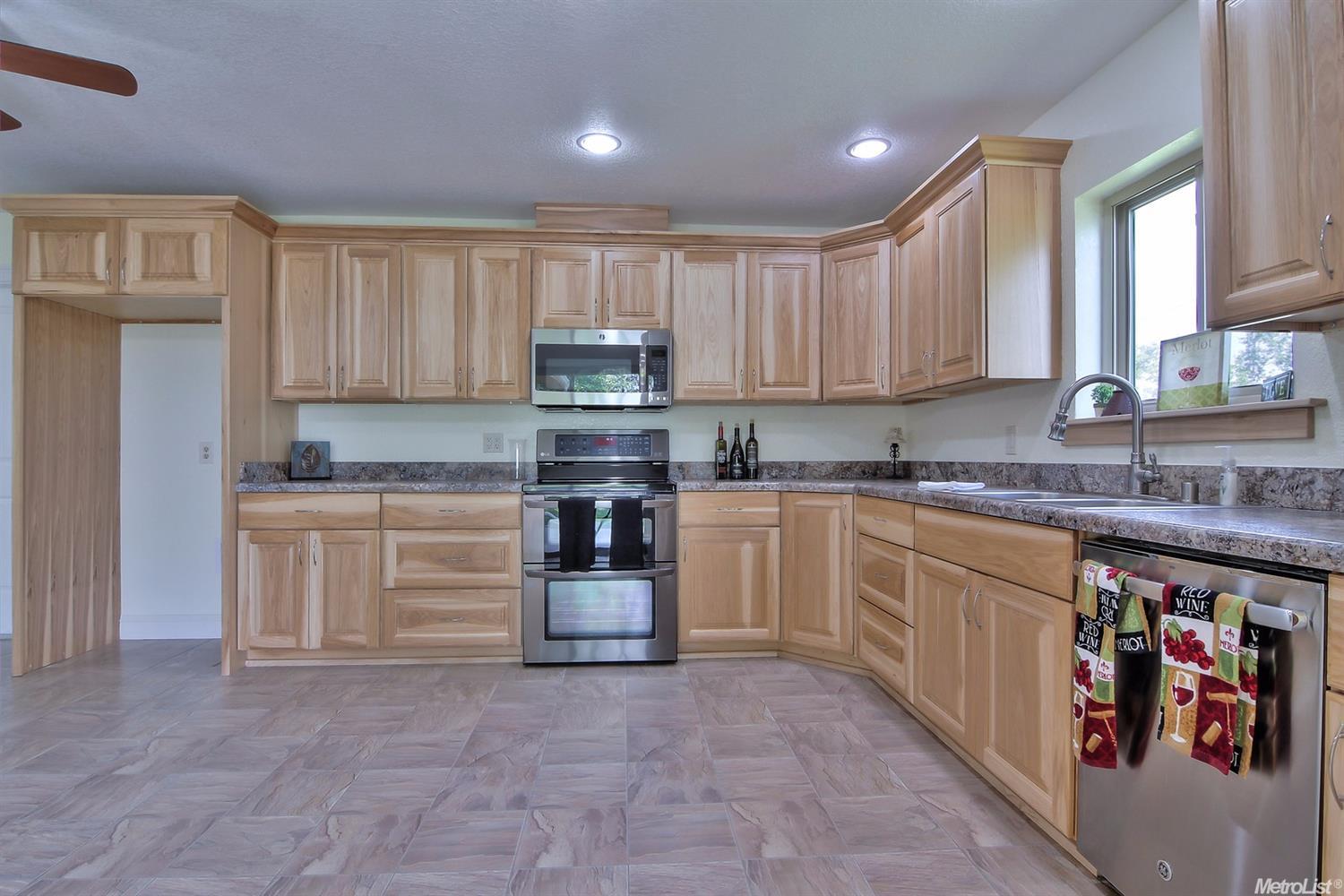 8534 El Verano Ave, Elverta, CA 95626 photo 14