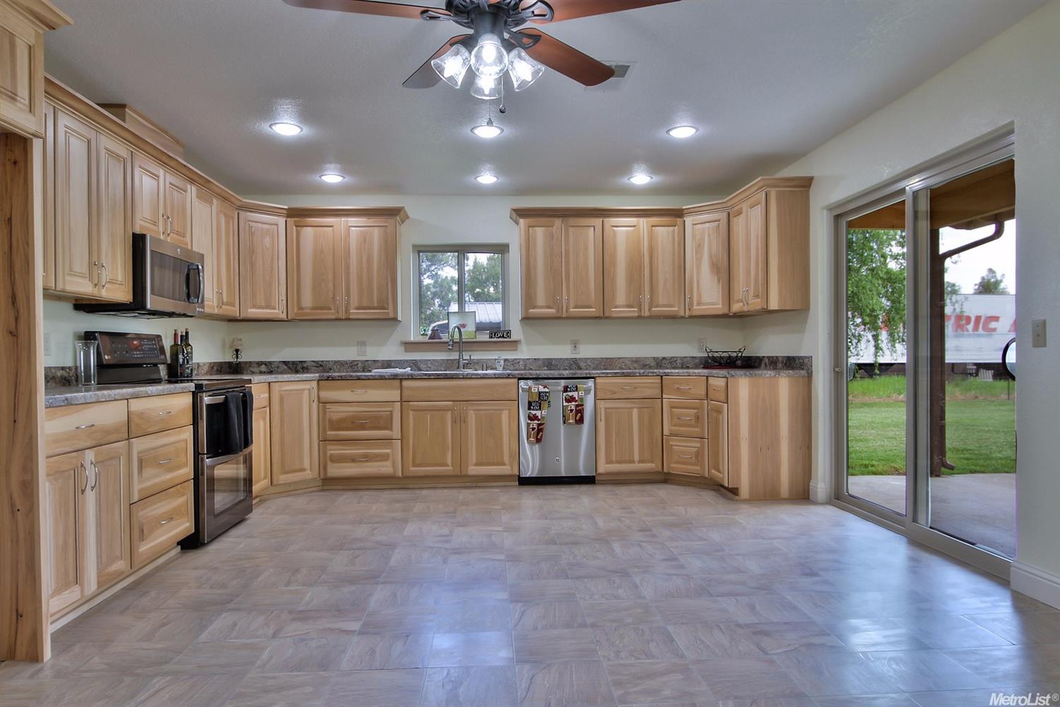 8534 El Verano Ave, Elverta, CA 95626 photo 15