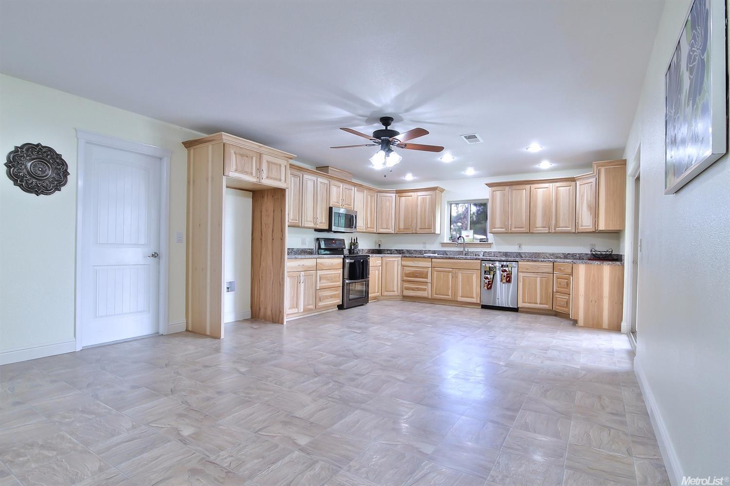 8534 El Verano Ave, Elverta, CA 95626 photo 11