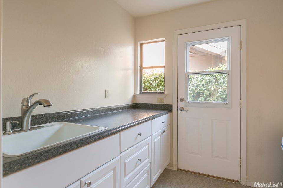 677 Bianco Ct, Davis, CA 95616 photo 21