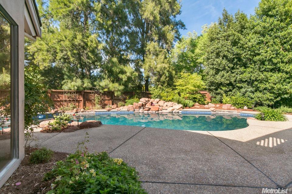677 Bianco Ct, Davis, CA 95616 photo 17