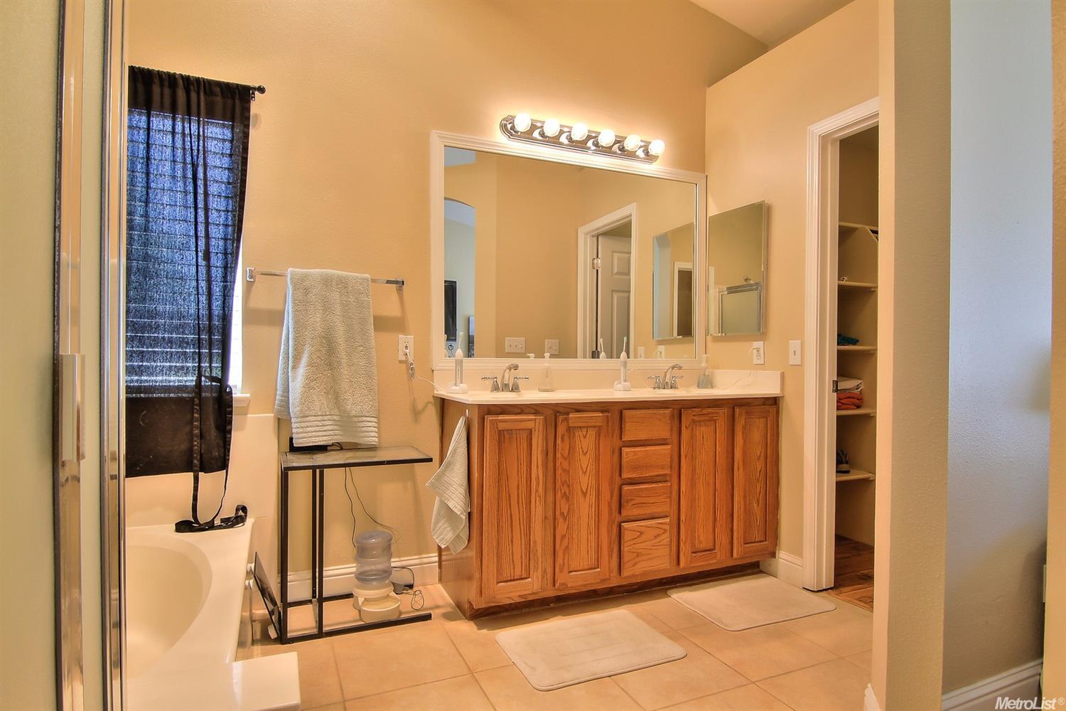 936 Gerling Ct, Galt, CA 95632 photo 23