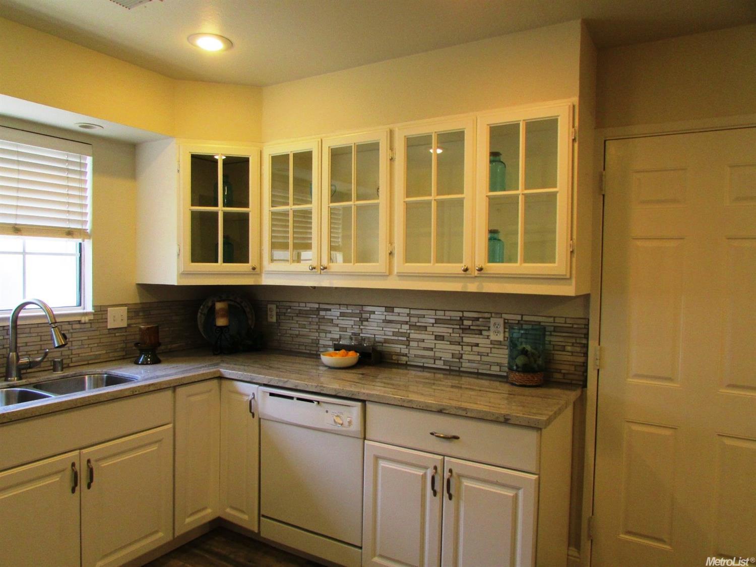 5106 Oleander Dr, Carmichael, CA 95608 photo 2