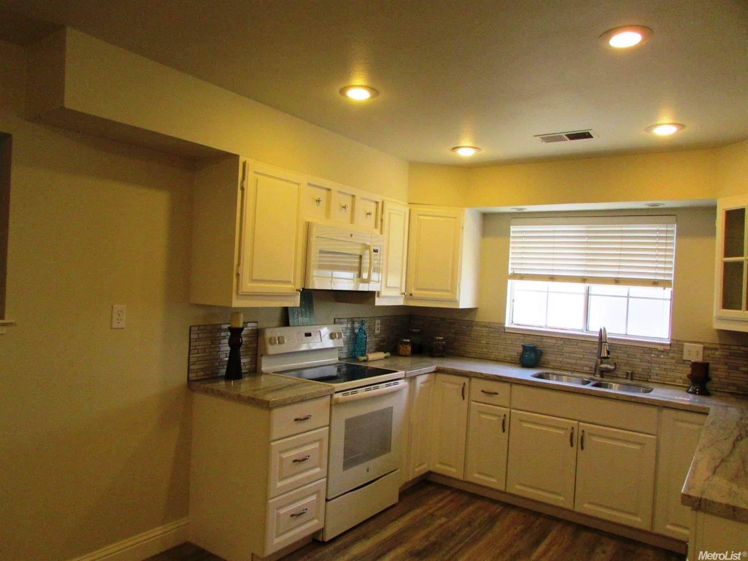 5106 Oleander Dr, Carmichael, CA 95608 photo 4