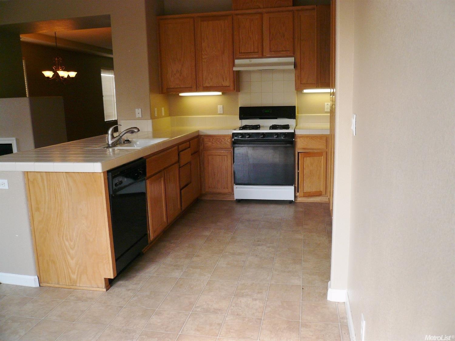 621 Snapdragon St, Winters, CA 95694 photo 7