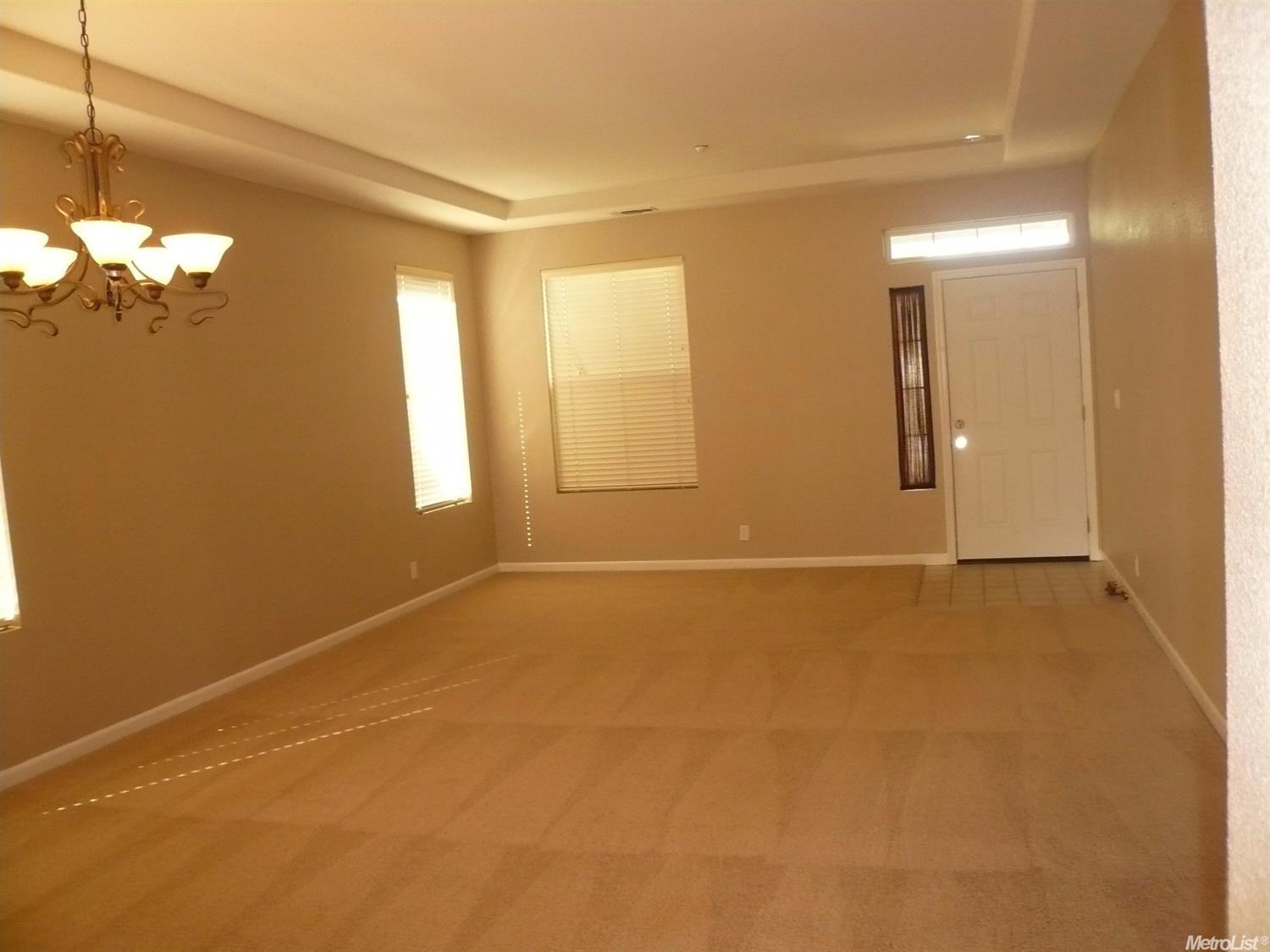 621 Snapdragon St, Winters, CA 95694 photo 4