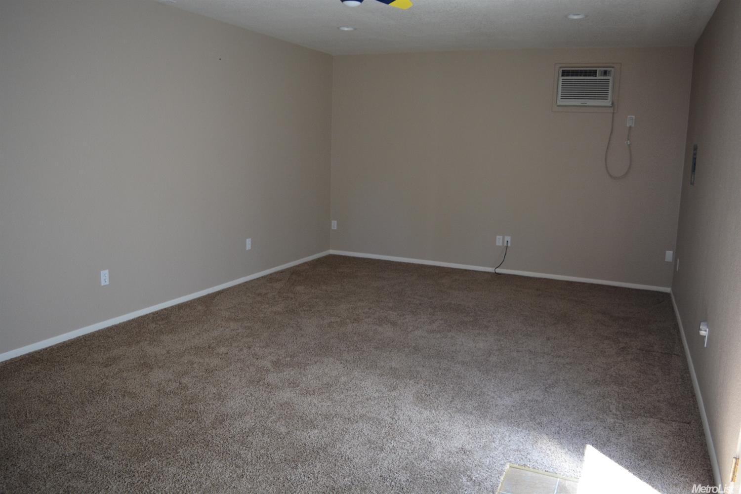 981 Carson Ave, Manteca, CA 95337 photo 12