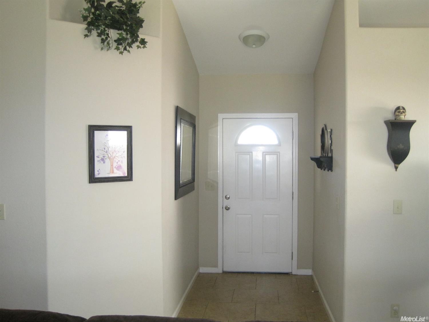 1942 Orme Ln, Manteca, CA 95336 photo 2