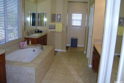 2553 Merchant Dr, Tracy, CA 95377 photo 15