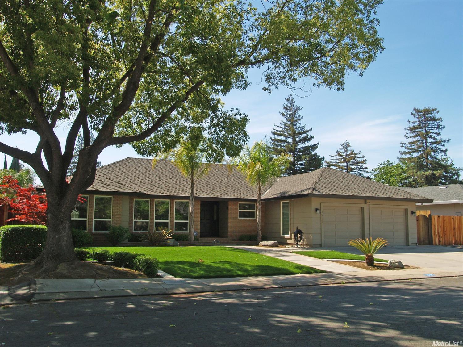 3917 Marigold Ln, Modesto, CA 95356 photo 2