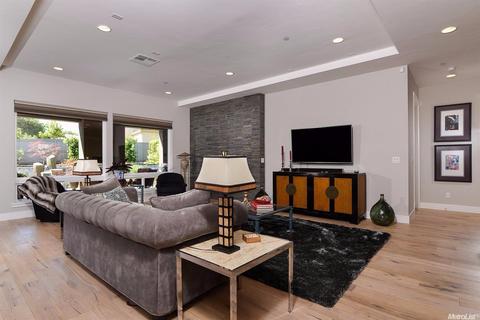 3542 Serramont Ct, Carmichael, CA 95608 photo 8
