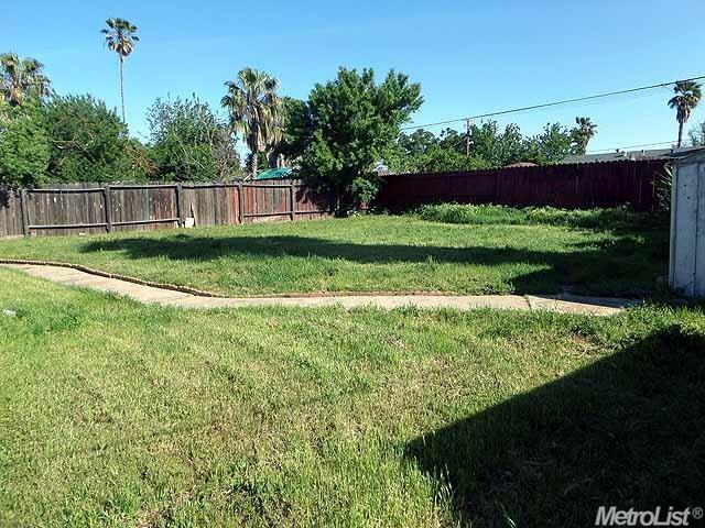 1325 Aurora St, Modesto, CA 95351 photo 21