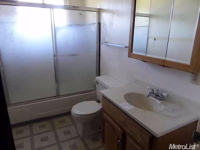 1325 Aurora St, Modesto, CA 95351 photo 15