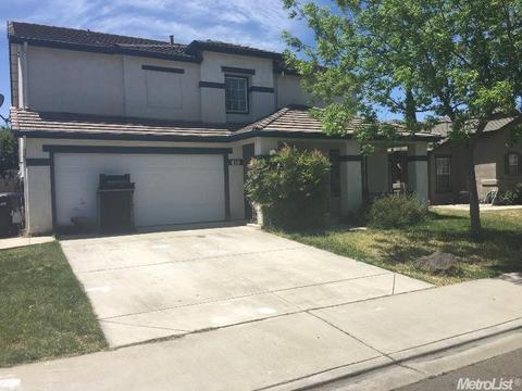 427 Thrush Dr, Patterson, CA 95363 photo 1