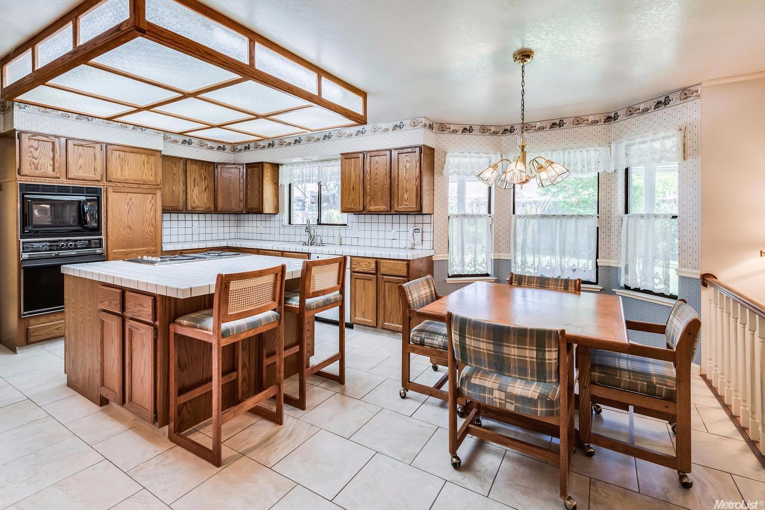 3830 California Ave, Carmichael, CA 95608 photo 5