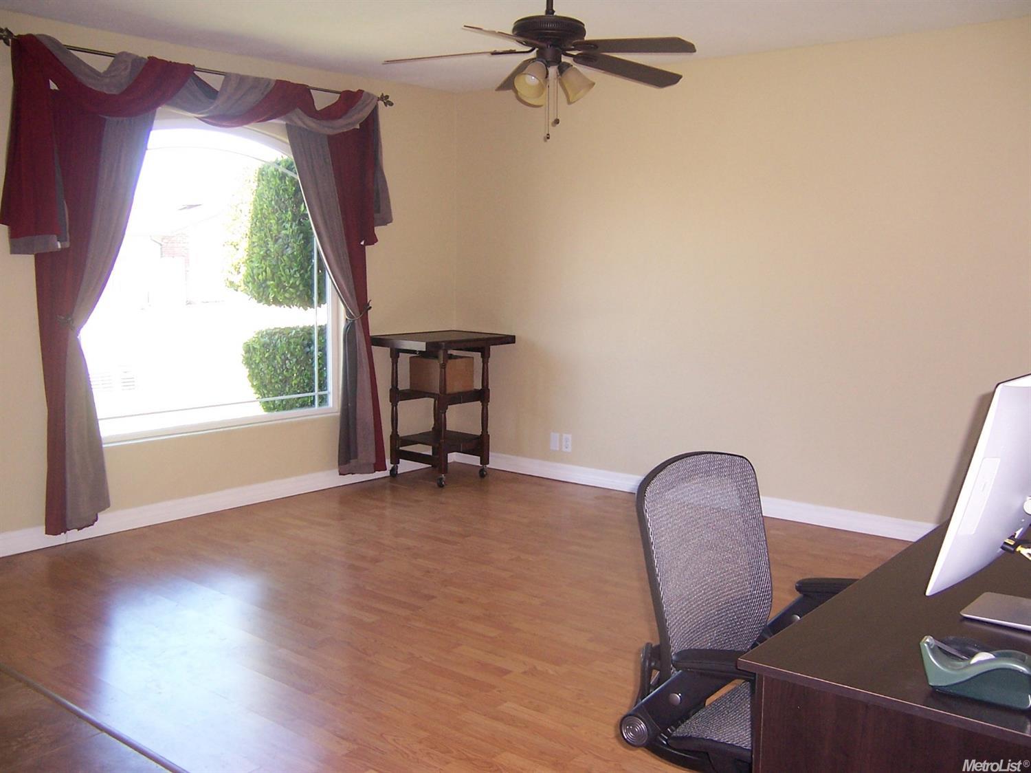 646 Sonora Ave, Manteca, CA 95337 photo 2