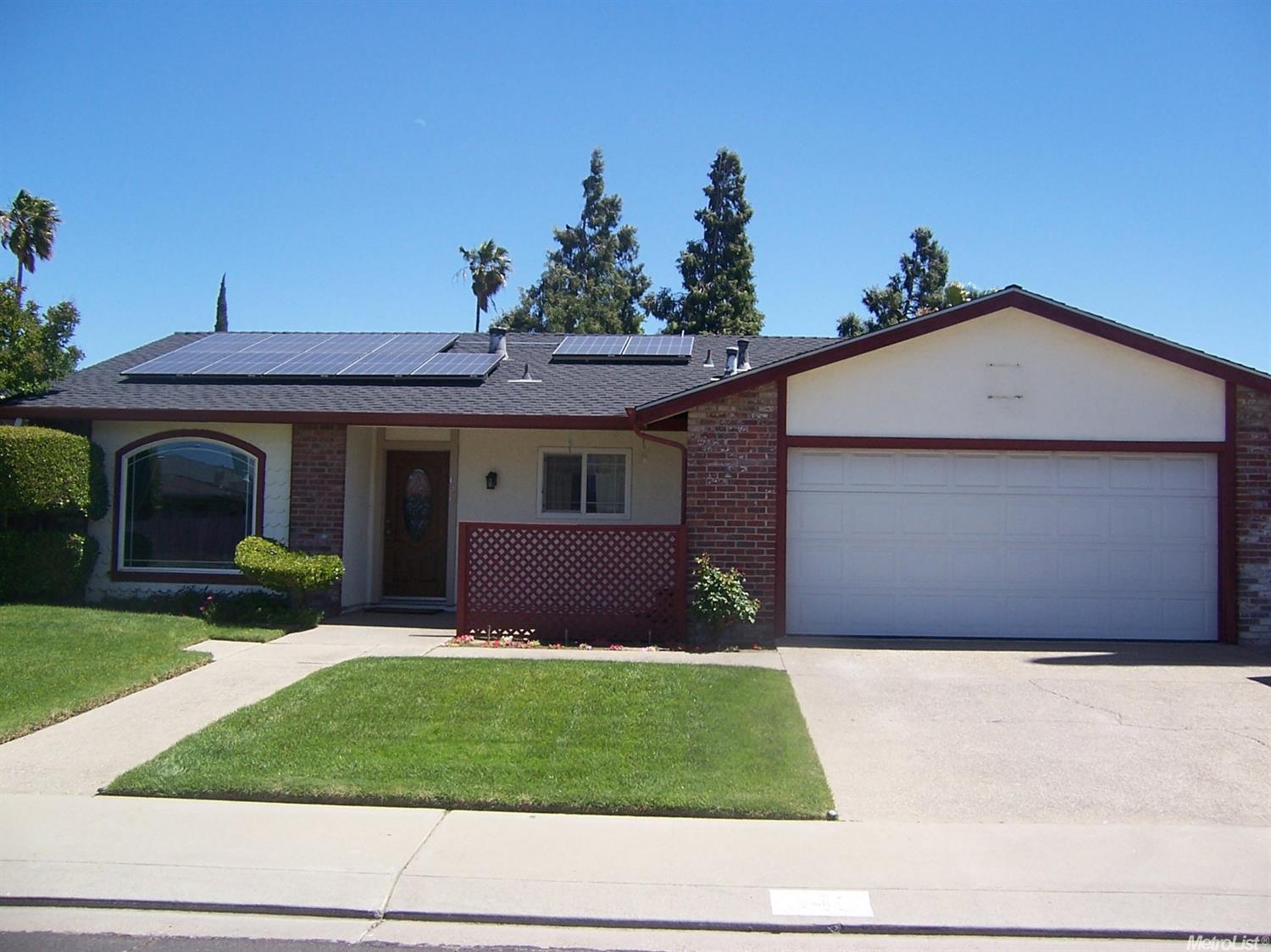 646 Sonora Ave, Manteca, CA 95337 photo 1