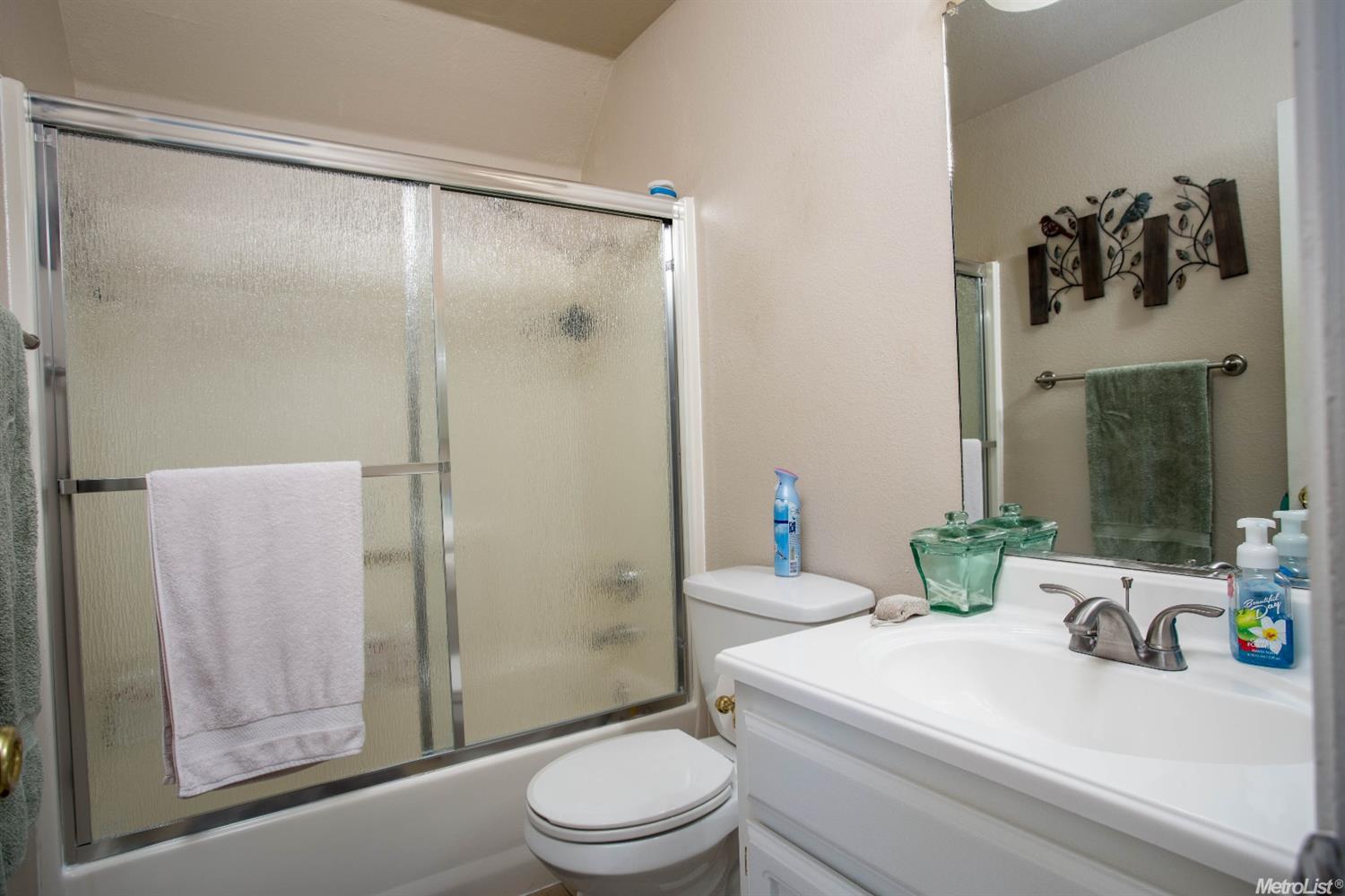 428 Benjamin Pl, Manteca, CA 95337 photo 8
