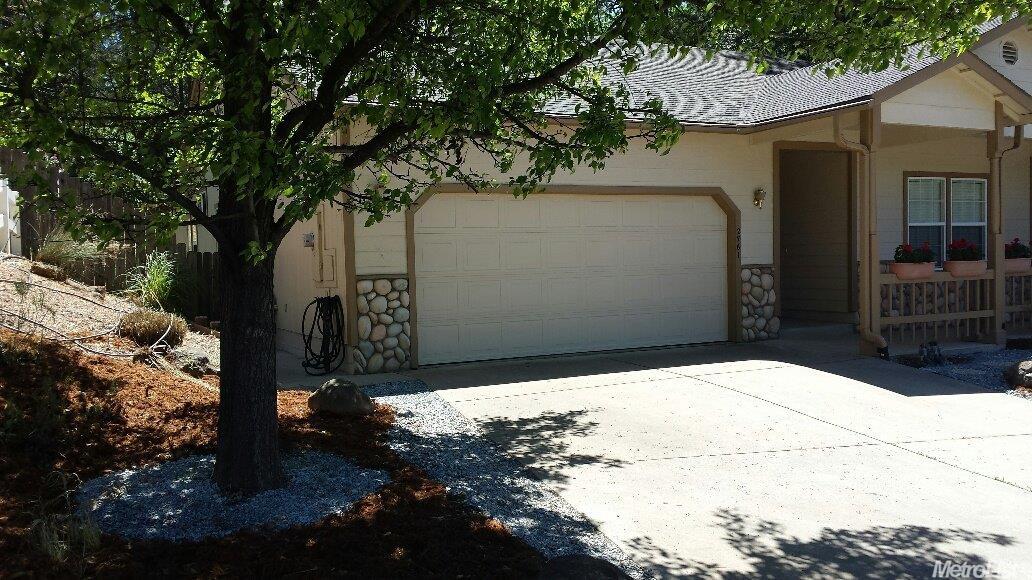 2761 Clay St, Placerville, CA 95667 photo 2