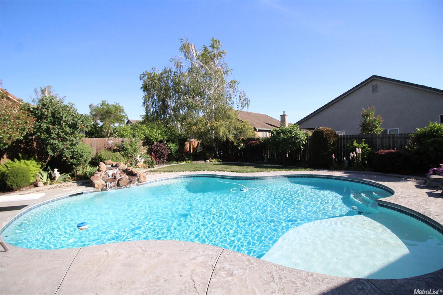 1946 Madelena Ct, Manteca, CA 95336 photo 30