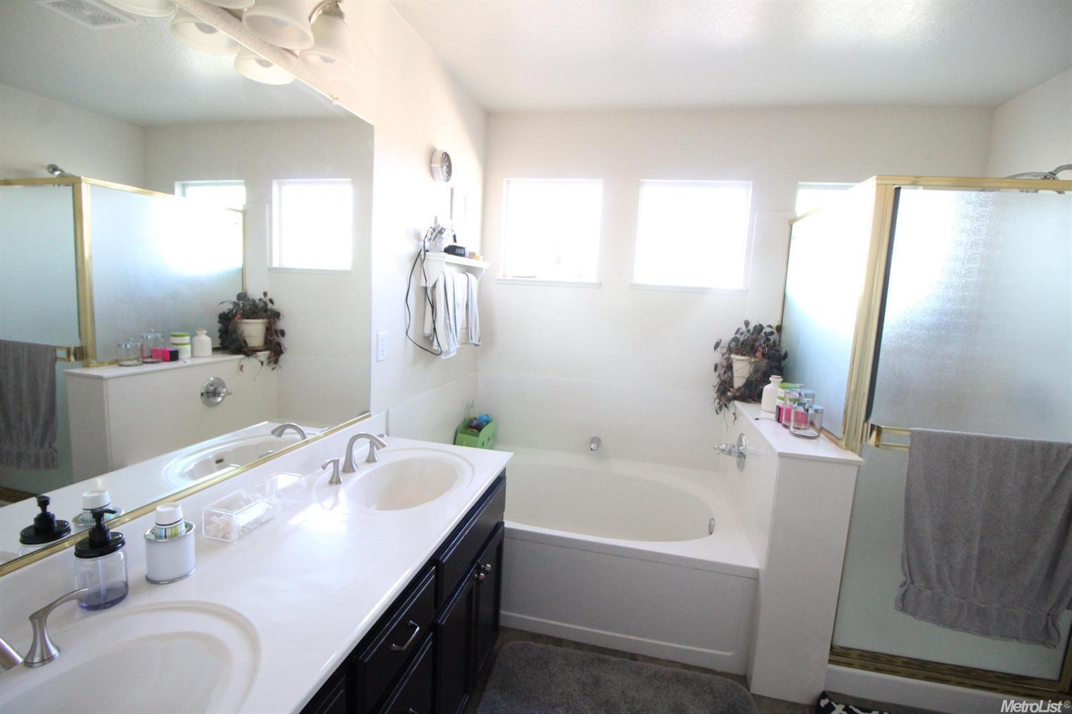 1946 Madelena Ct, Manteca, CA 95336 photo 23