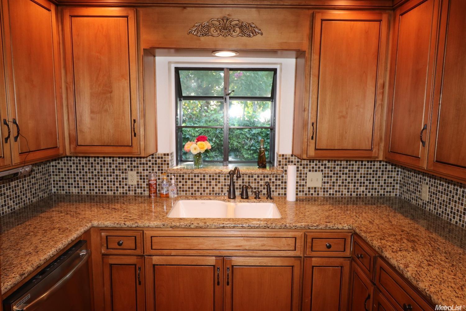 406 Gerard Dr, Lodi, CA 95242 photo 9