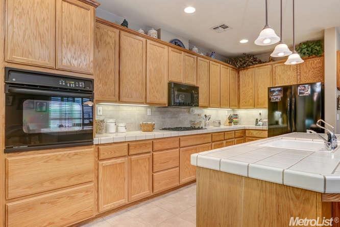 1653 Cache Ave, Manteca, CA 95337 photo 4
