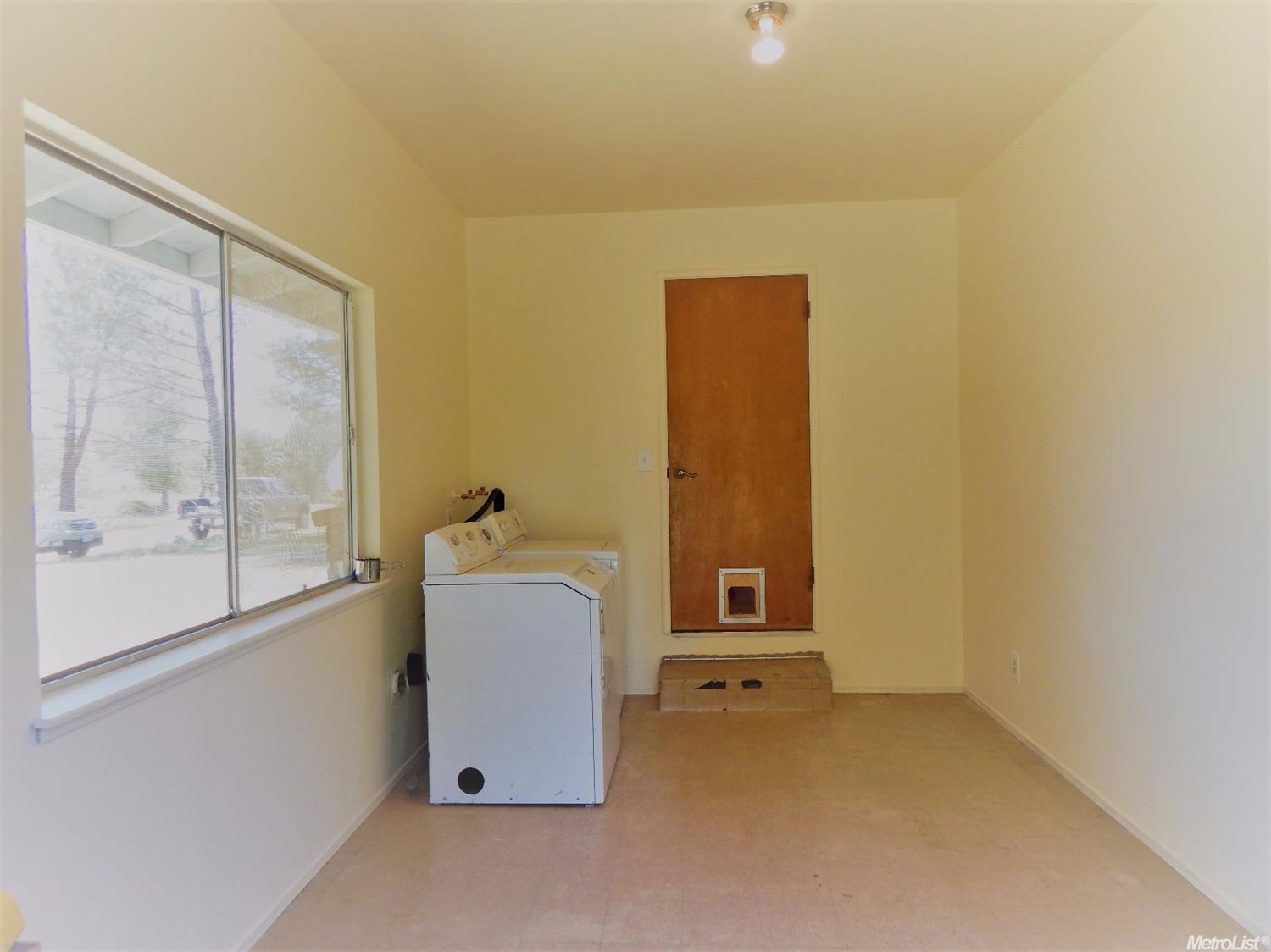 1097 Aaron Cool Dr, Cool, CA 95614 photo 9