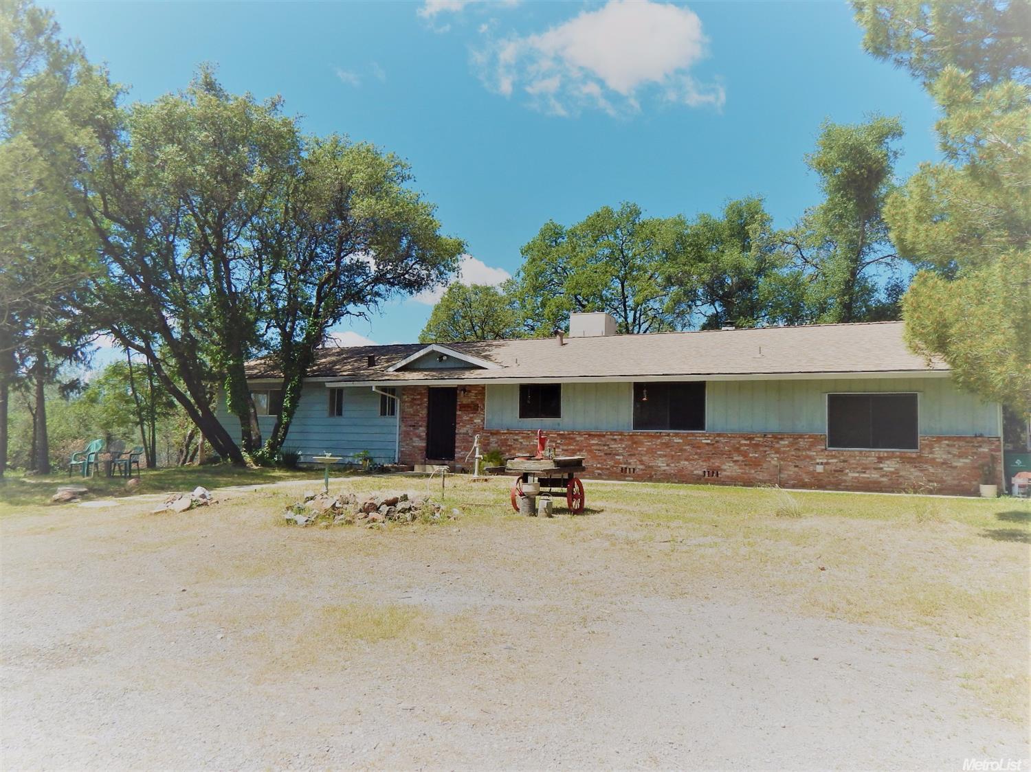 1097 Aaron Cool Dr, Cool, CA 95614 photo 1