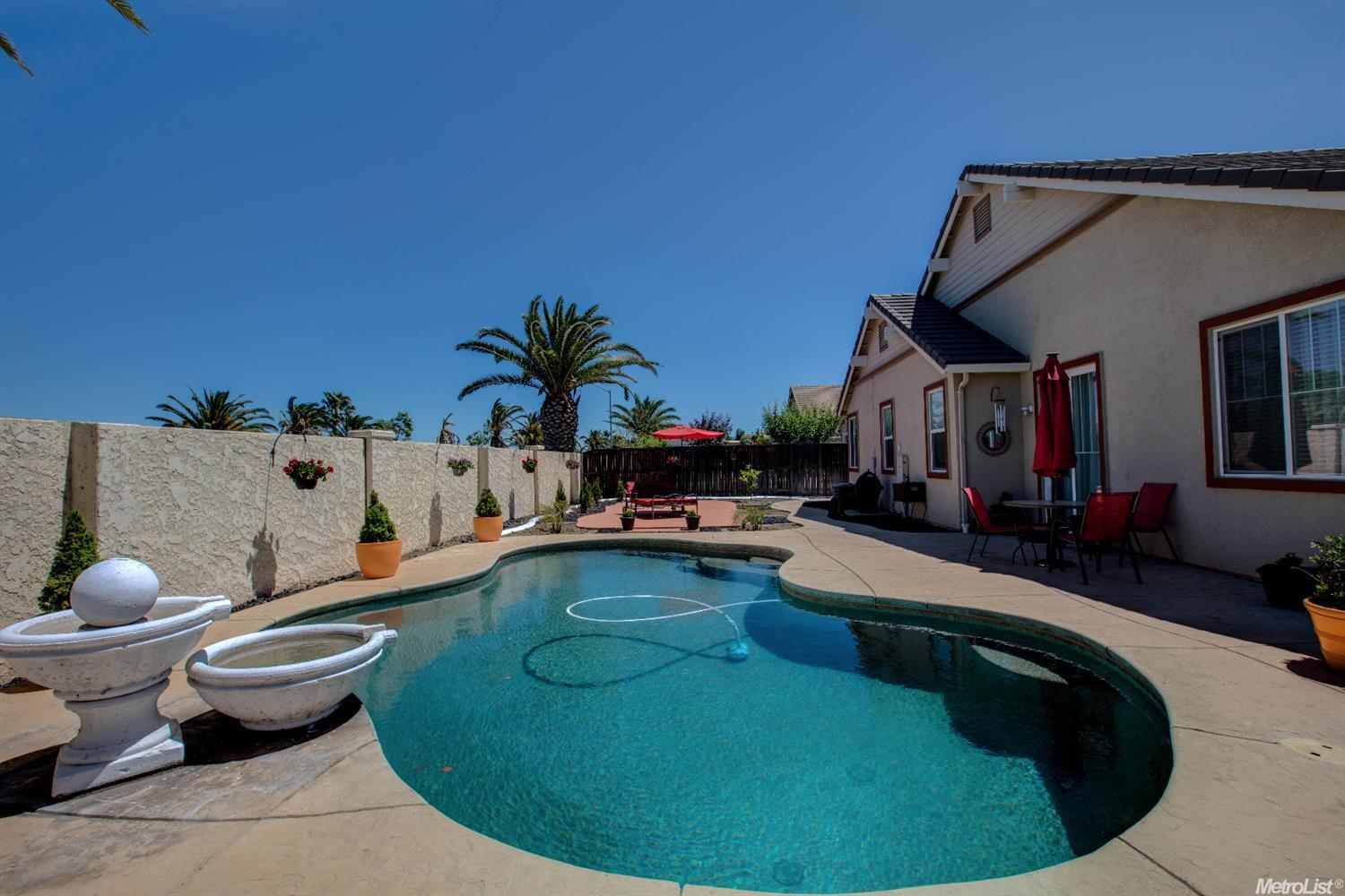 1543 Oasis Ln, Patterson, CA 95363 photo 6
