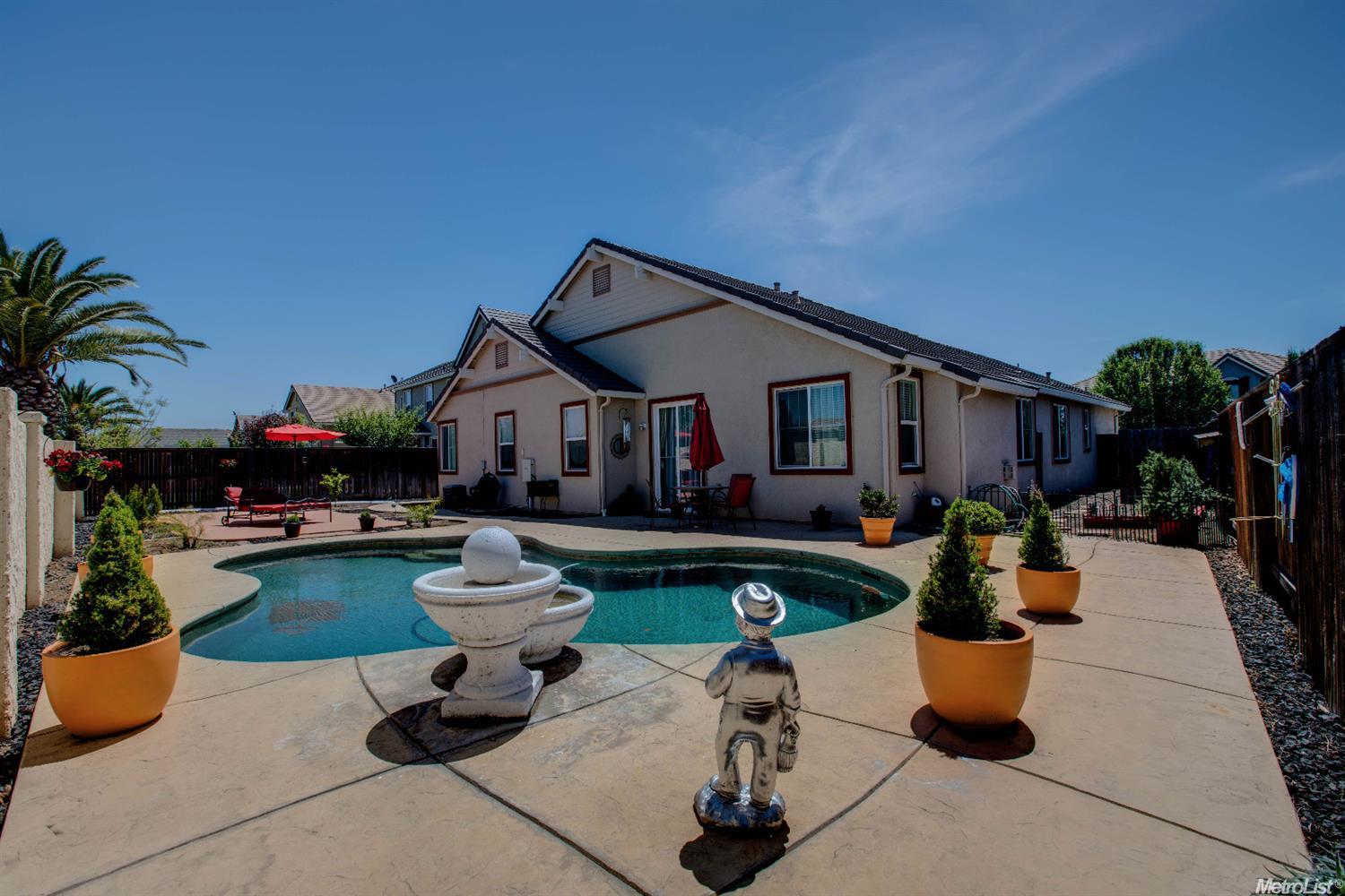 1543 Oasis Ln, Patterson, CA 95363 photo 5