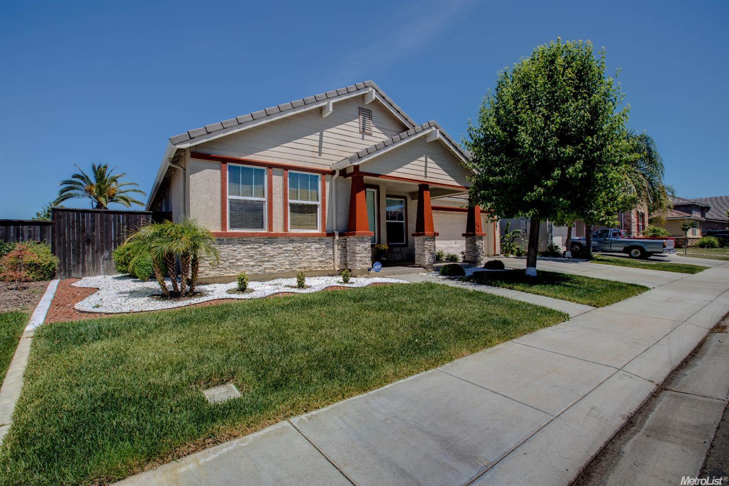 1543 Oasis Ln, Patterson, CA 95363 photo 2