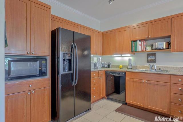 1818 Moore Blvd #214, Davis, CA 95618 photo 11
