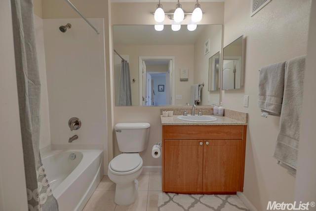1818 Moore Blvd #214, Davis, CA 95618 photo 18