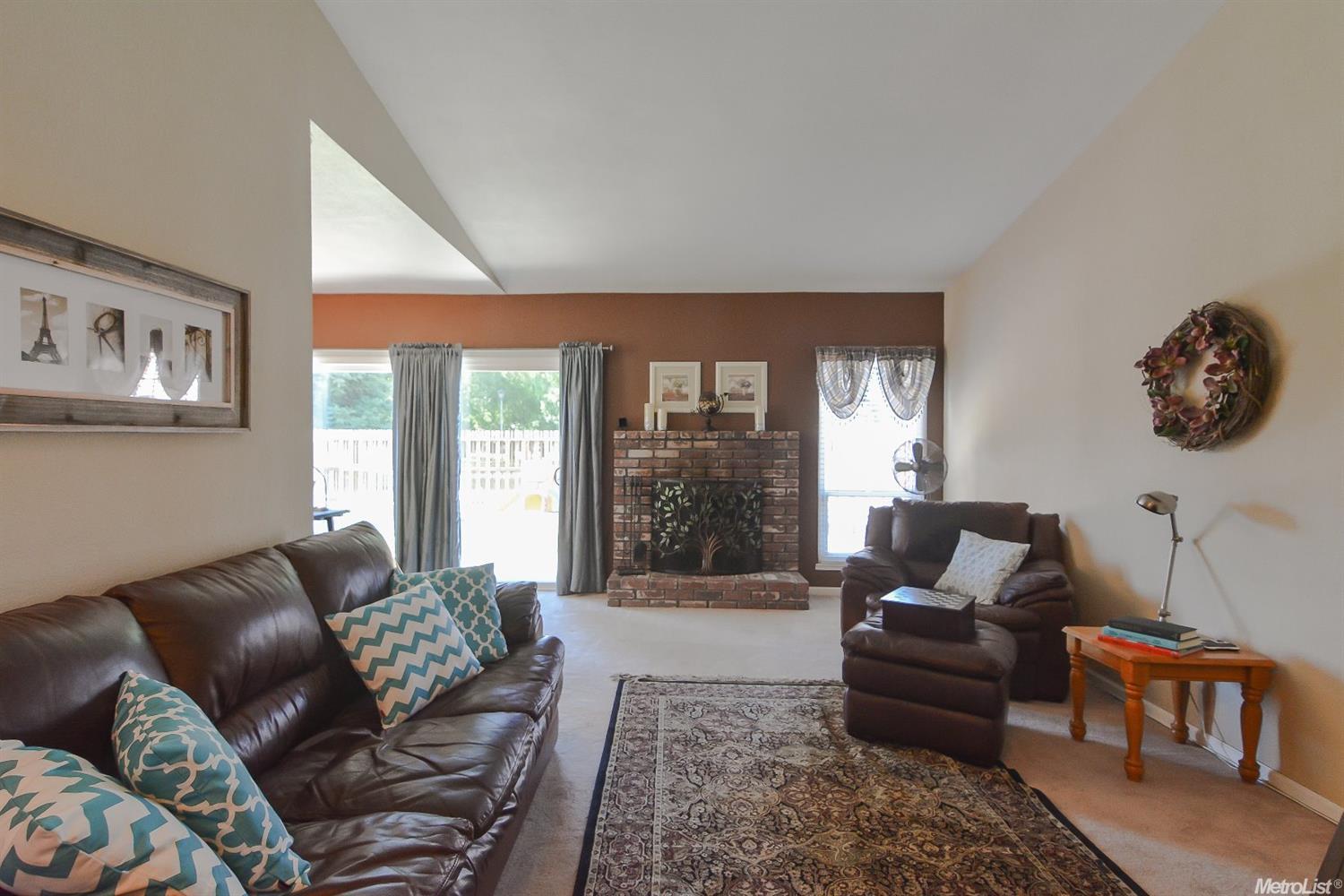 850 Cypress St, Manteca, CA 95336 photo 4