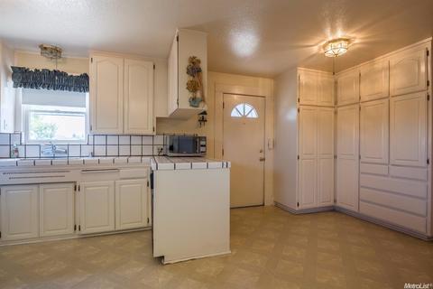 2118 7th St, Hughson, CA 95326 photo 14