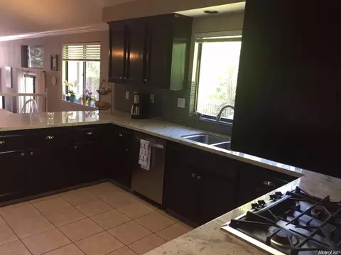 5867 Devon Dr, Rocklin, CA 95765 photo 5