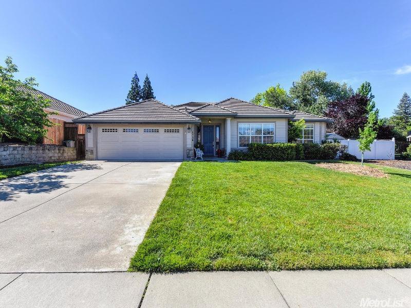 4738 Robin Ct, Rocklin, CA 95677 photo 2