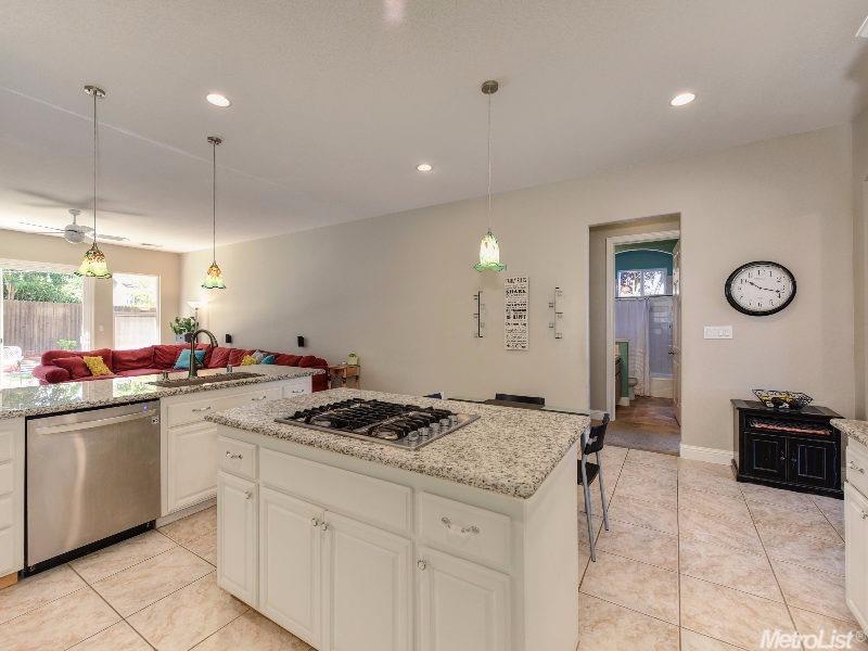 4738 Robin Ct, Rocklin, CA 95677 photo 12