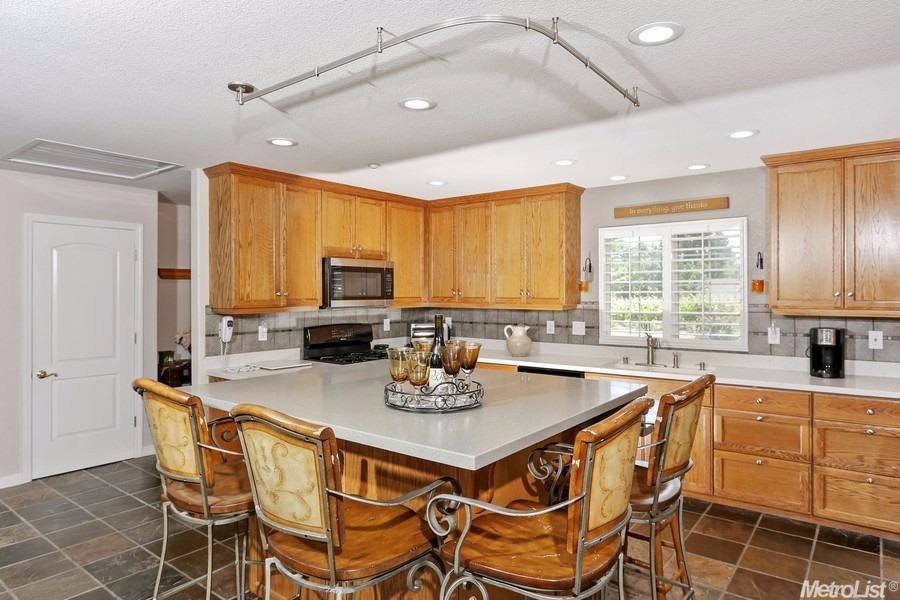 8778 Dillard Rd, Wilton, CA 95693 photo 7