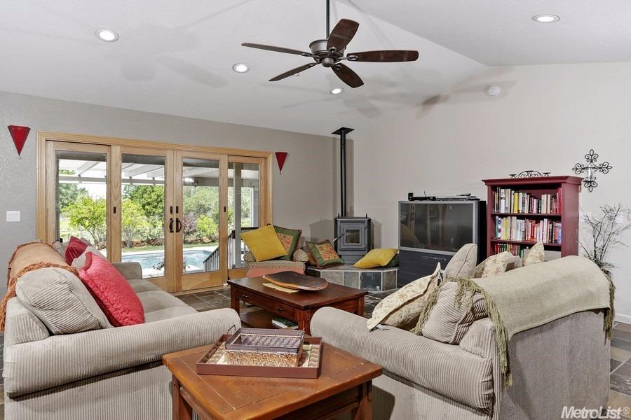 8778 Dillard Rd, Wilton, CA 95693 photo 11