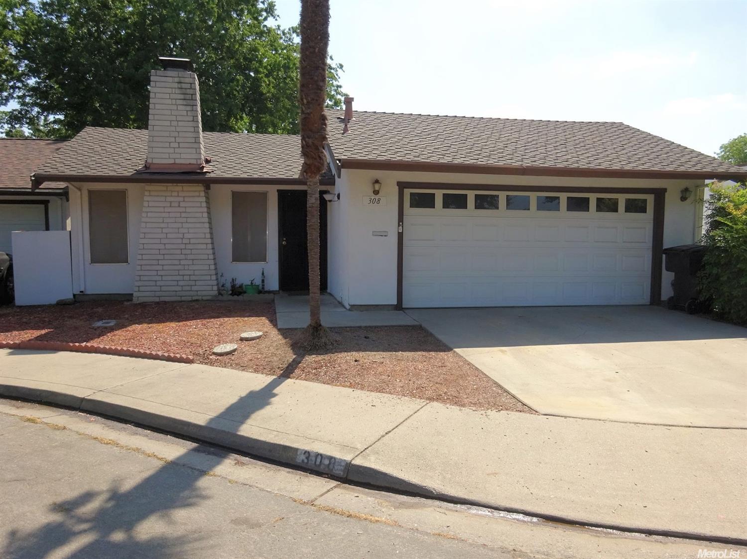 308 Los Verdes Ct, Modesto, CA 95354 photo 1